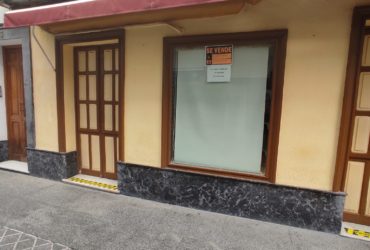 Se vende – C/Rosario, 22 Teléfonos 6649 34 16 01 / 696 83 46 79