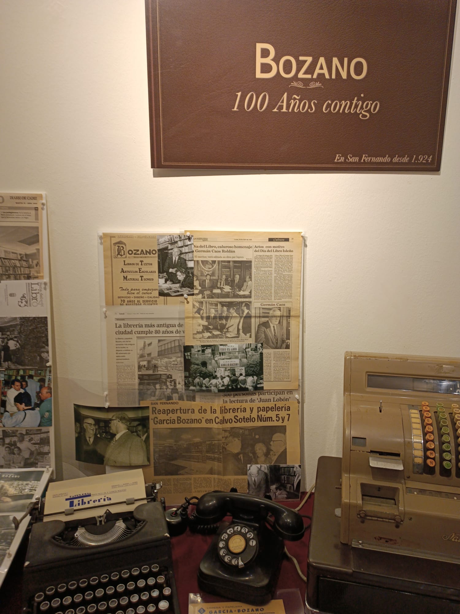 Librería – Papelería Bozano